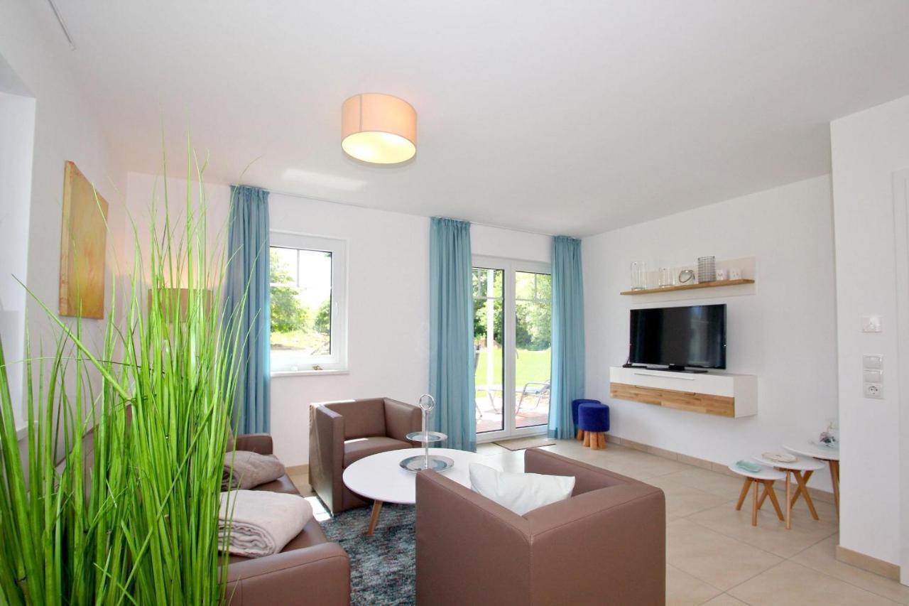 Strandnahe Rex Rugia Fewo: Terrasse und Ahoi Erlebnisbad Lobbe Exterior photo