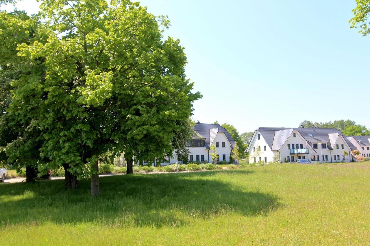 Strandnahe Rex Rugia Fewo: Terrasse und Ahoi Erlebnisbad Lobbe Exterior photo
